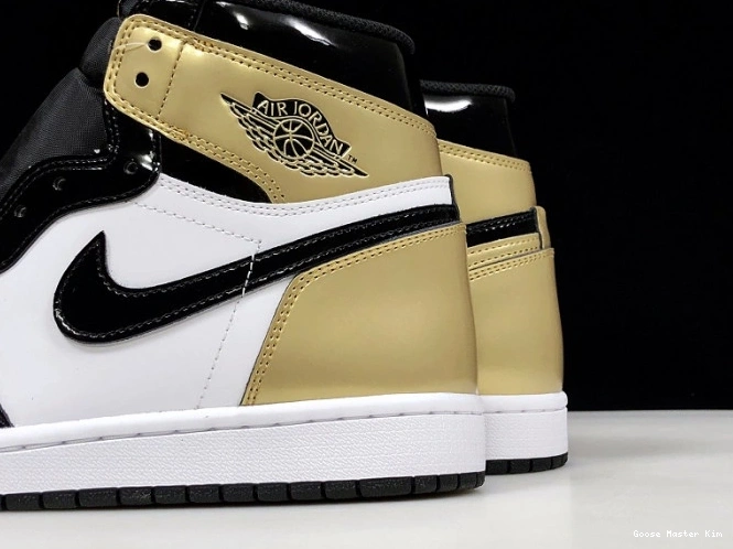 Air Toe Glod 861428-007 1 Retro High Jordan 0822